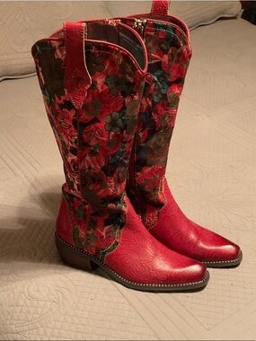 Women's Red L Artiste Floral Western Boots
